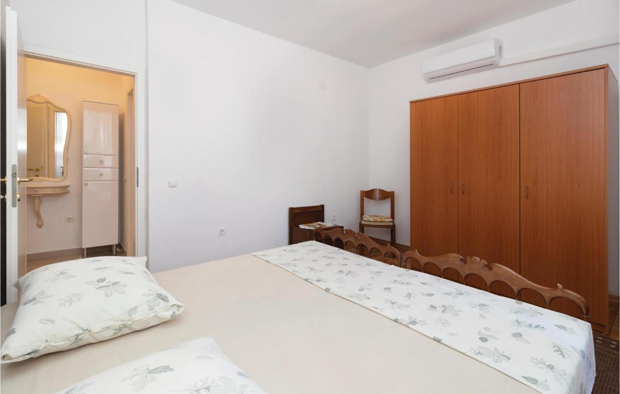 1 Bedroom Stunning Apartment In Zadar Extérieur photo